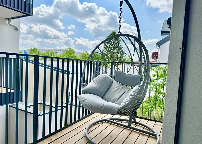 Modern With Balcony & Free Parking - Near Metro Βιέννη