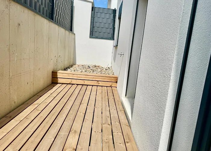 Διαμέρισμα Modern With Balcony & Free Parking - Near Metro Βιέννη